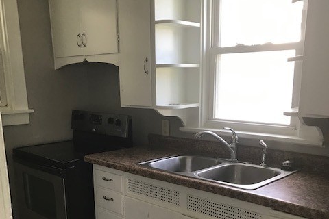 Kitchen - 309 N 1st St