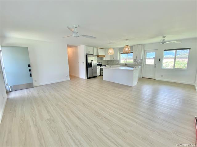 Foto principal - 237 Kihapai St