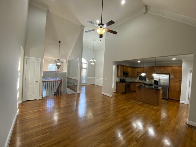 Building Photo - 524 Lime Creek Cv