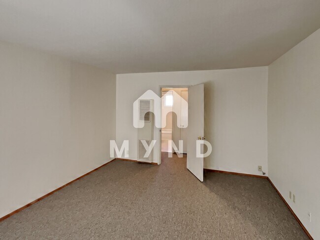 Foto del edificio - 629 N 1st St Apt 1