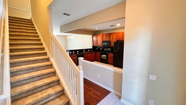 Foto del edificio - Gorgeous HOME 3BR/2BA in Avalon Park!