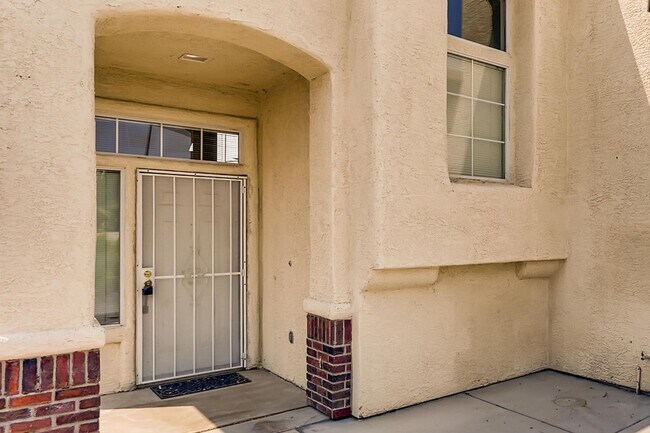 Building Photo - Large 2 Story House with a 3 car garage in The Northeast!!!!