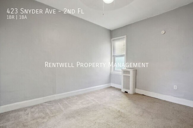 Foto del edificio - 423 E Snyder Ave