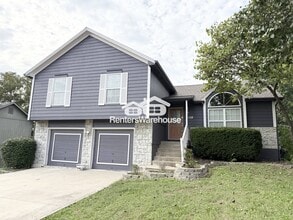 Building Photo - 13310 Crystal Ave