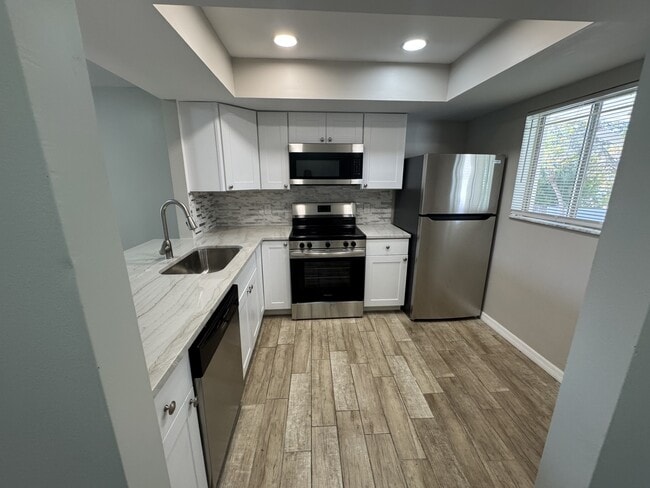 Foto del edificio - 3602 Beneva Rd