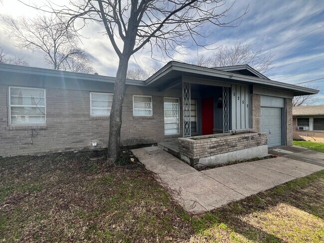 Building Photo - "Fort Worth Texas Homes for Rent"