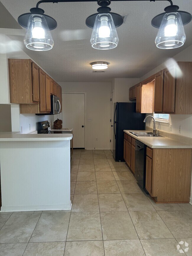 Skyline Heights Apartments for Rent with a Garage Milton, FL 3