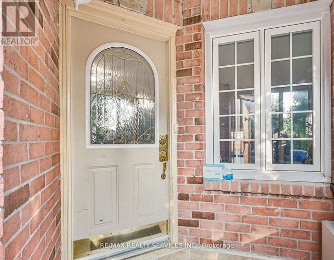 Photo du bâtiment - 57 Atkins Cir