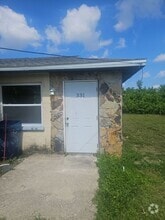 Building Photo - 331 61st Ave E