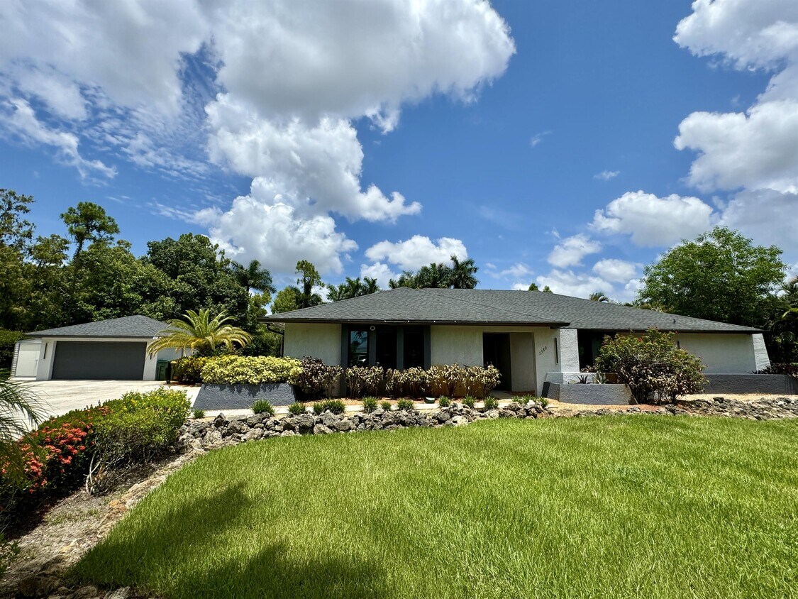 Foto principal - 5580 Cynthia Ln