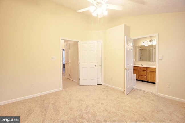 Building Photo - 9540 Bellhaven Ct