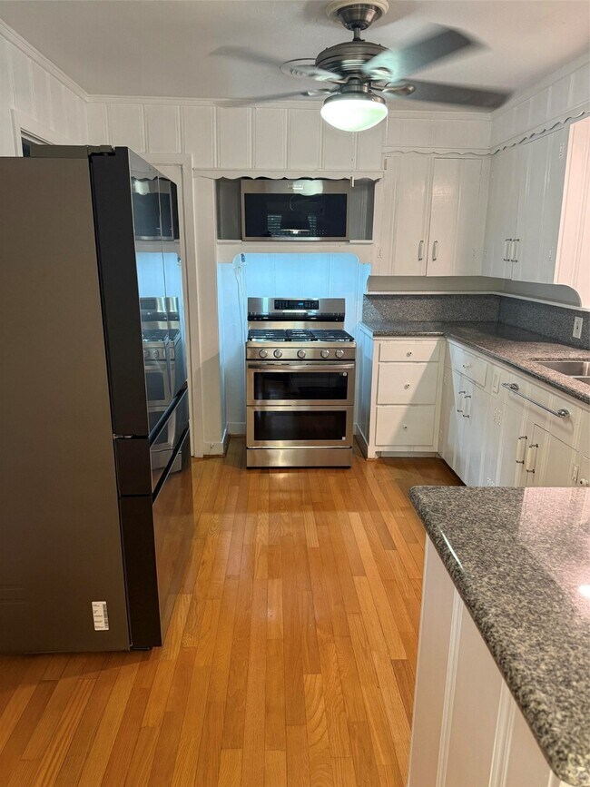 Foto del edificio - 4114 Norfolk St