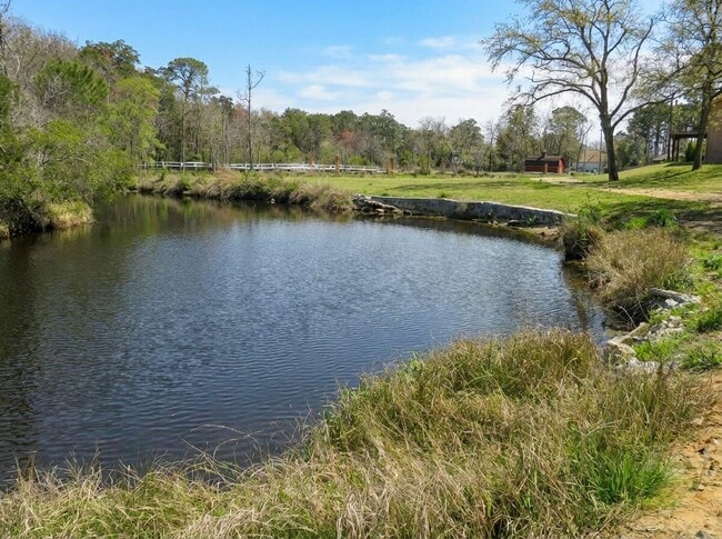 Foto del edificio - 632 Gap Creek Dr