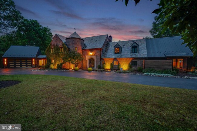 Foto del edificio - 3000 Caves Rd