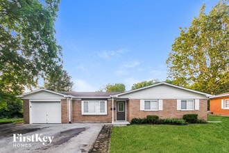 Building Photo - 410 Grovewood Dr