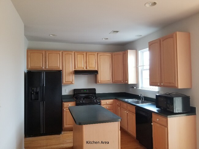 Building Photo - 12046 Kemps Landing Cir