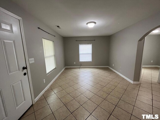 Foto del edificio - 316 W Chestnut Ave