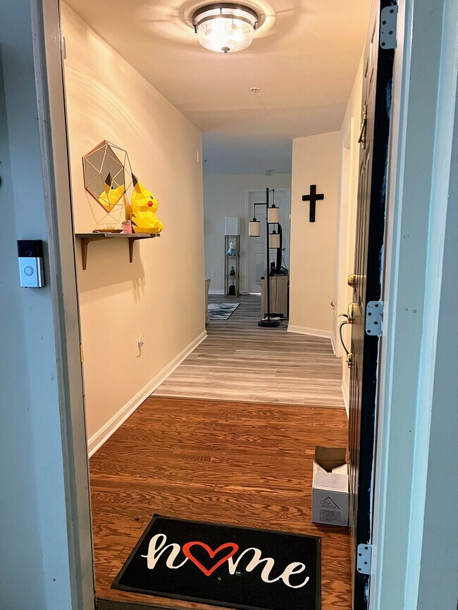 Foto del edificio - 115 Timberbrook Ln