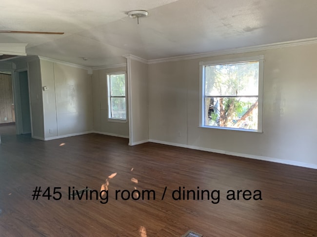 Building Photo - 3401 Lauren Dr
