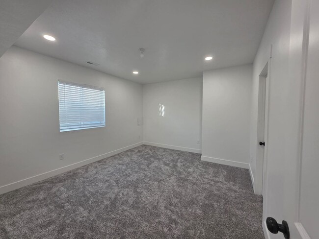 Foto del edificio - 13554 S Watts Ln