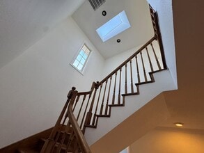 Building Photo - 1450 Meadow Ln