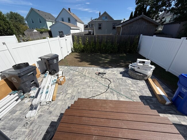 Building Photo - 214 Grosvenor Ave
