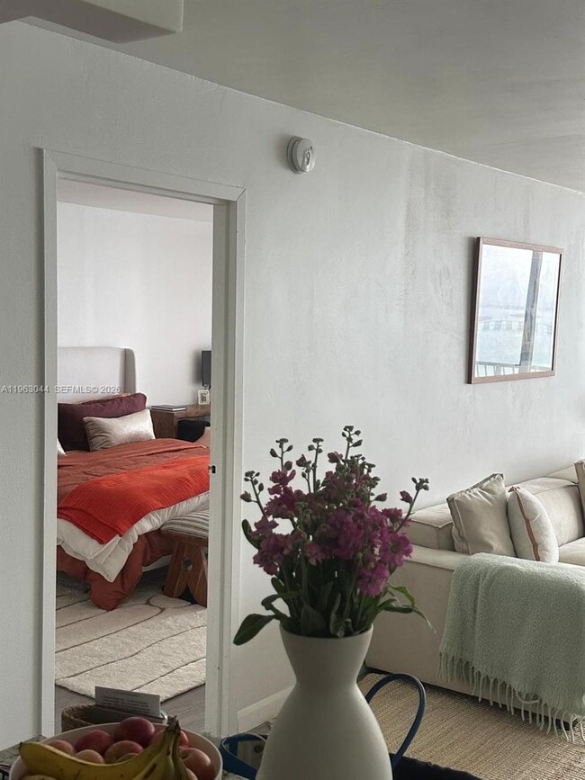 Building Photo - 555 NE 15th St