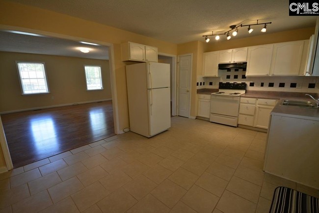 Foto del edificio - 119 Chatham Circle
