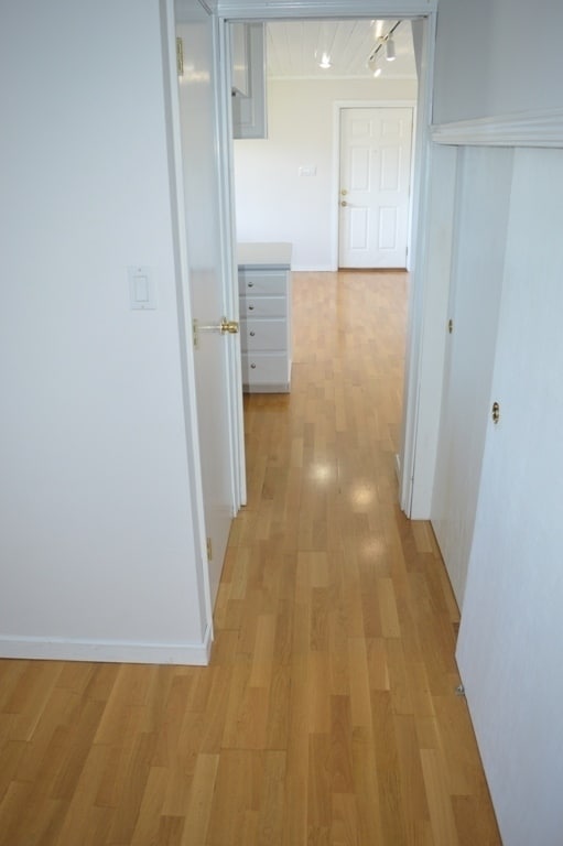 Building Photo - Sausalito Charmer with Amazing Views!