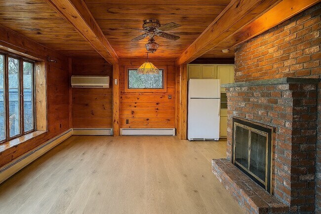 Foto del edificio - 27 Carrier Ln