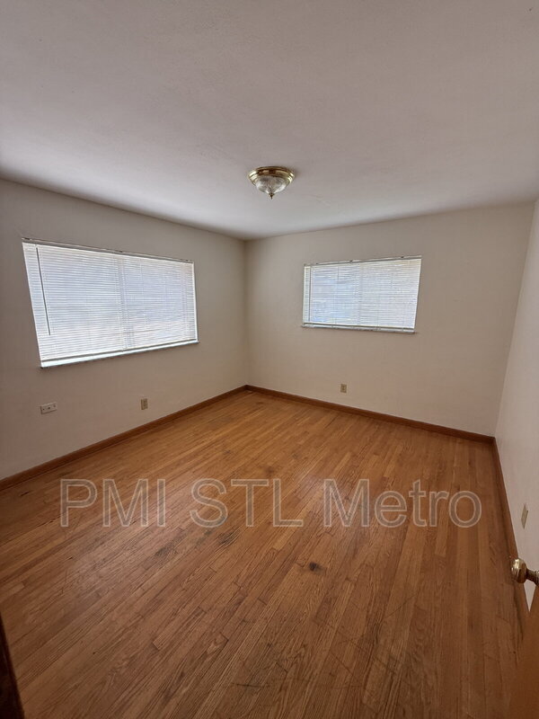 Foto del edificio - 4838 S Broadway St