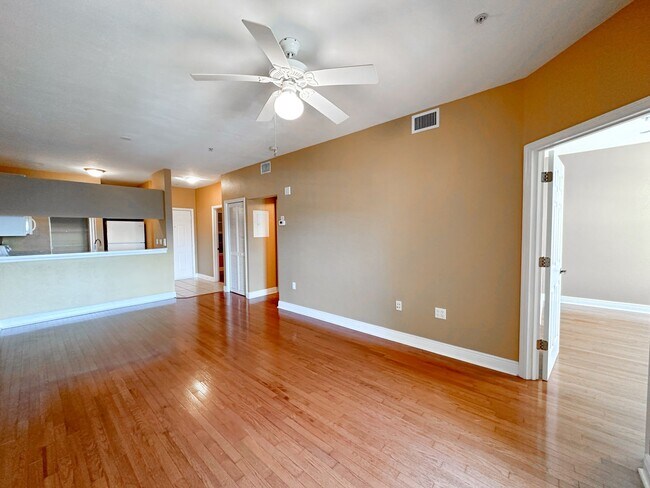 Building Photo - Union Street Station #320 - Pet Friendly!