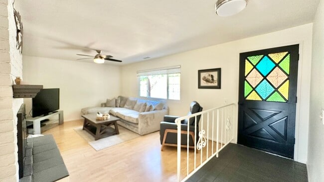Building Photo - Awesome Single-Story Ranch-Style Home with...