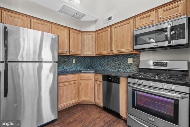 Building Photo - 9496 Convent Ln