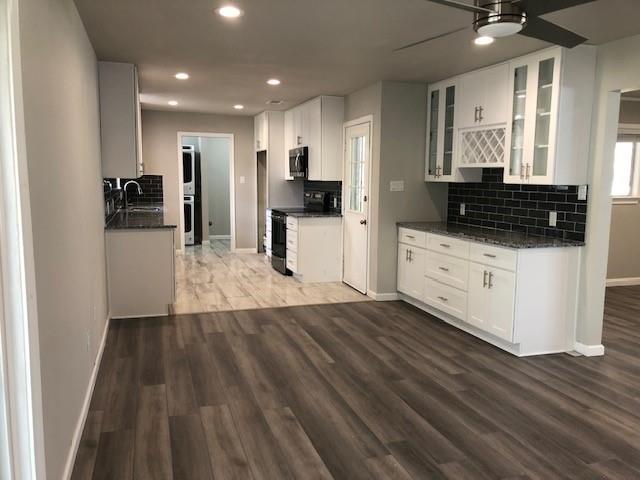 Foto del edificio - 507 Colonial Dr