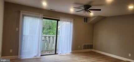 Building Photo - 108 Woodhollow Dr
