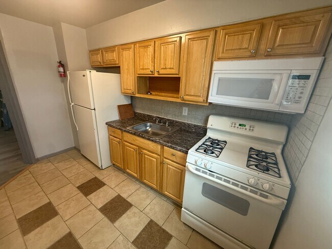 Foto del edificio - 3405 Frankford Ave