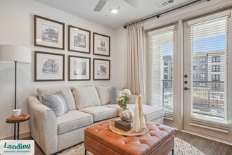 Building Photo - 125 S Standridge Blvd