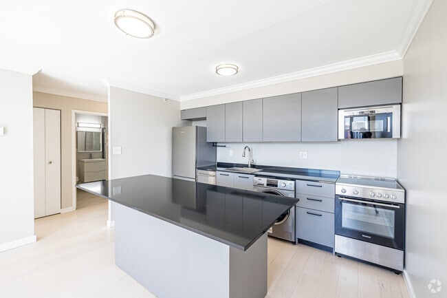 1 habitación, 1 baño - 575 pies cuadrados - Cocina - 360 Main