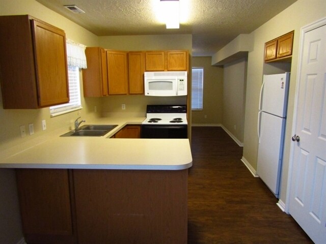 Foto del edificio - 7801 N Ash Point Circle