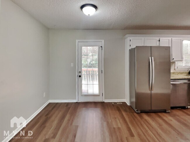 Foto del edificio - 258 Cove Rd