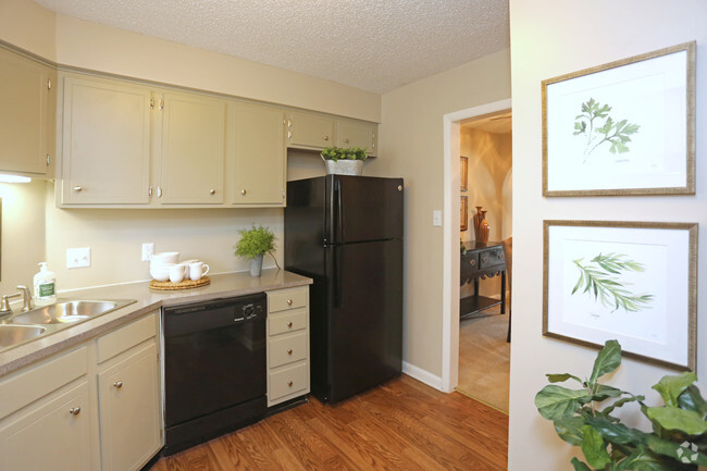 2BR,1BA-Arrow - Loxley Chase Apartments