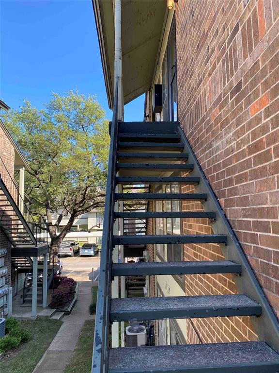 Foto del edificio - 5981 Arapaho Rd