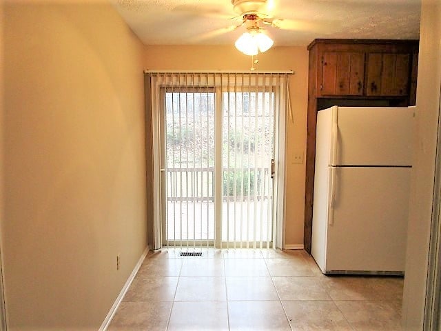 Foto del edificio - 1856 W Elmwood Dr