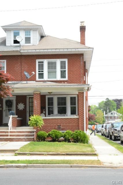 Building Photo - 1227 N 19th St