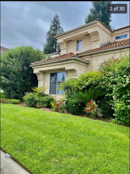Building Photo - 9479 N Whitehouse Dr