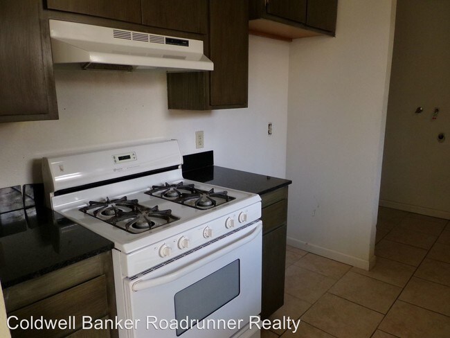 Building Photo - 55977 Pueblo Trl