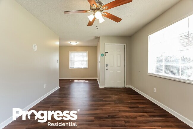 Foto del edificio - 501 Midway St
