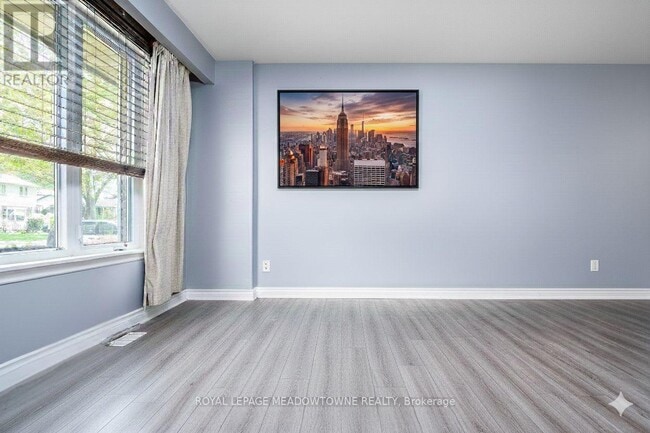 Building Photo - 15 Lafayette Dr