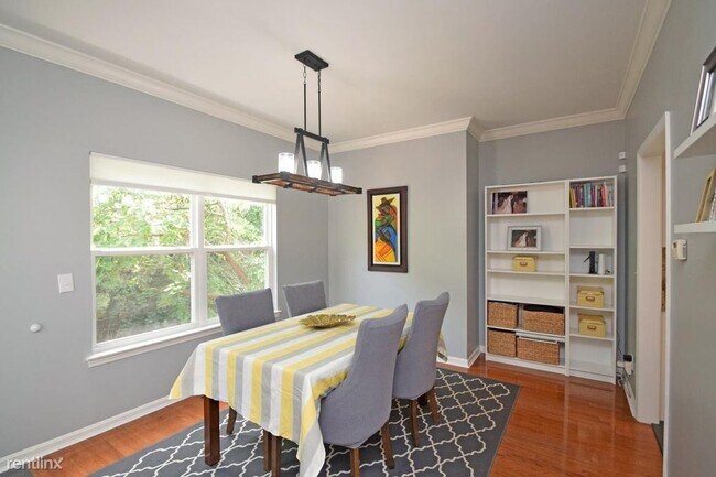 Building Photo - 3 br, 2.5 bath House - 3692 Grovedale Place